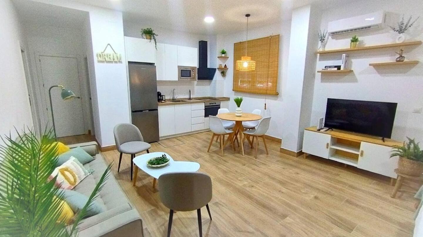 Coffee & Calm Triana Apartment Sevilla Eksteriør billede