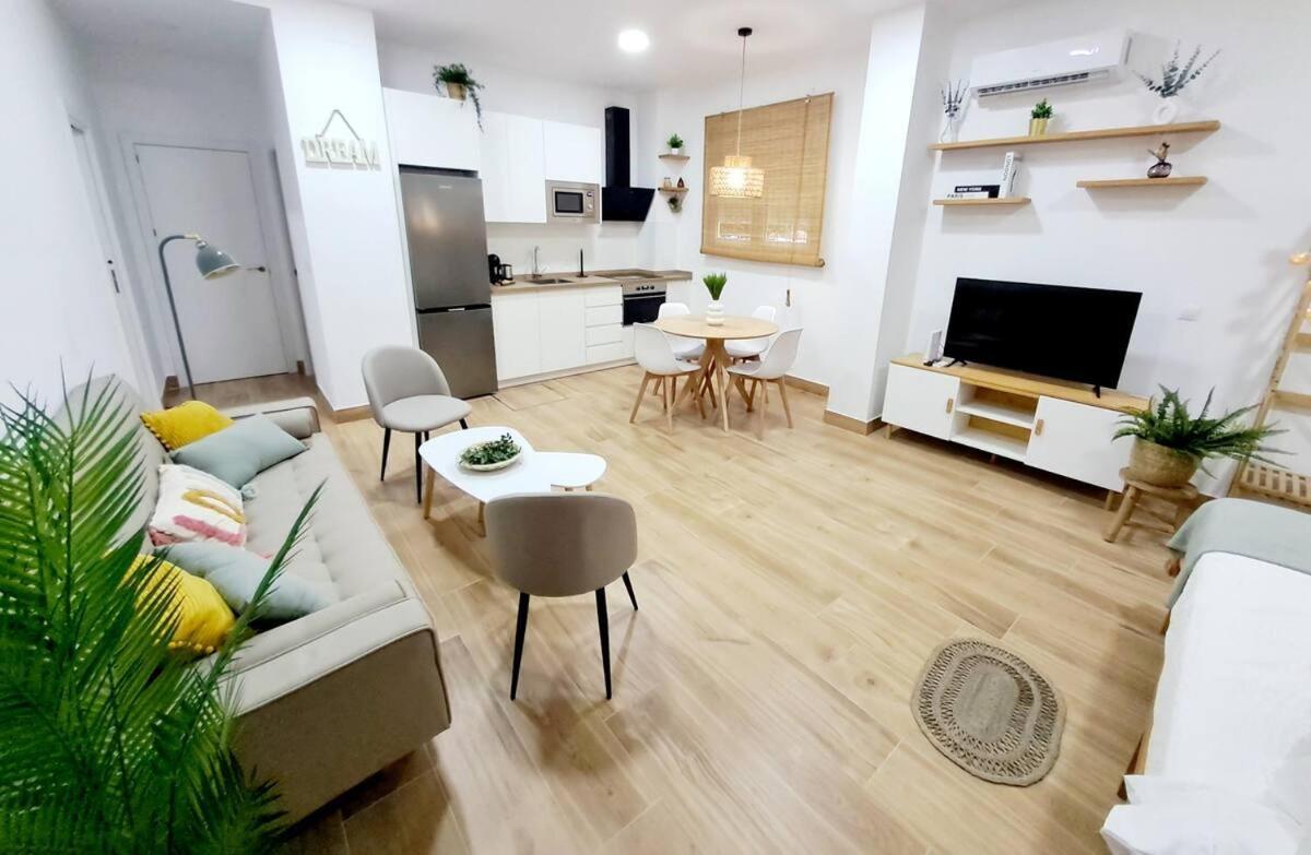 Coffee & Calm Triana Apartment Sevilla Eksteriør billede