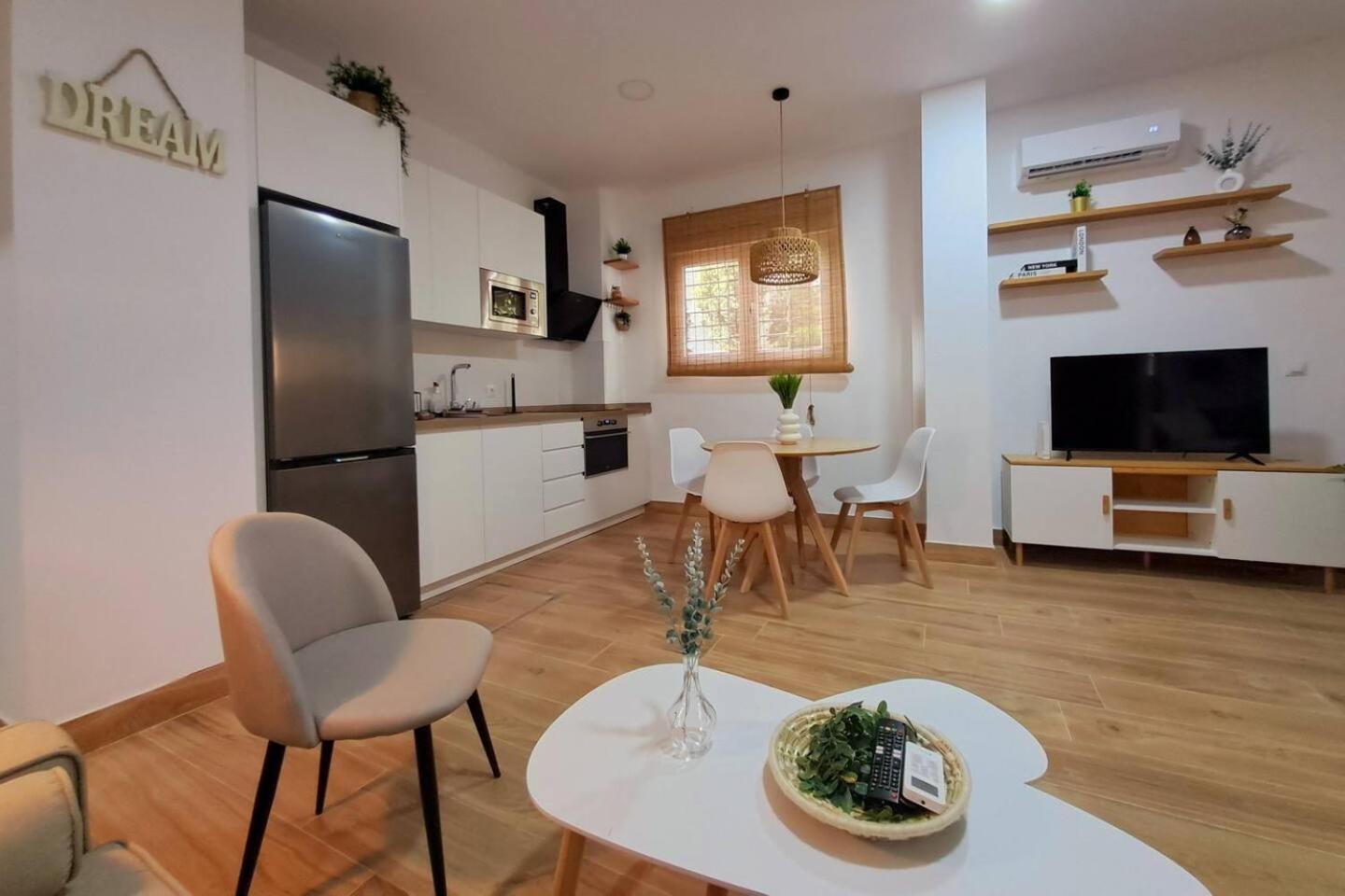 Coffee & Calm Triana Apartment Sevilla Eksteriør billede