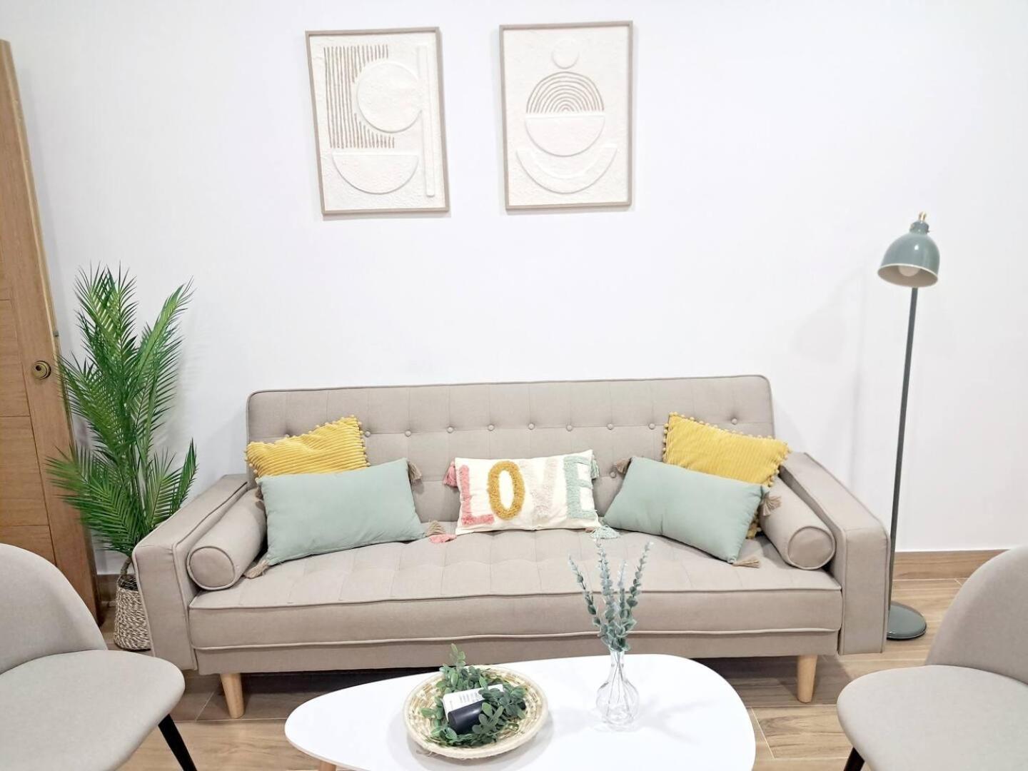 Coffee & Calm Triana Apartment Sevilla Eksteriør billede